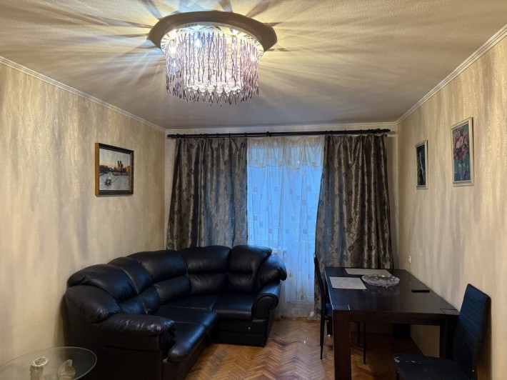 Сдам 3 комн. квартиру м. 23 августа - фото 1