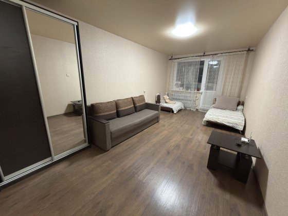 Аренда 1к кв ул Героев Труда 522мкр Харків