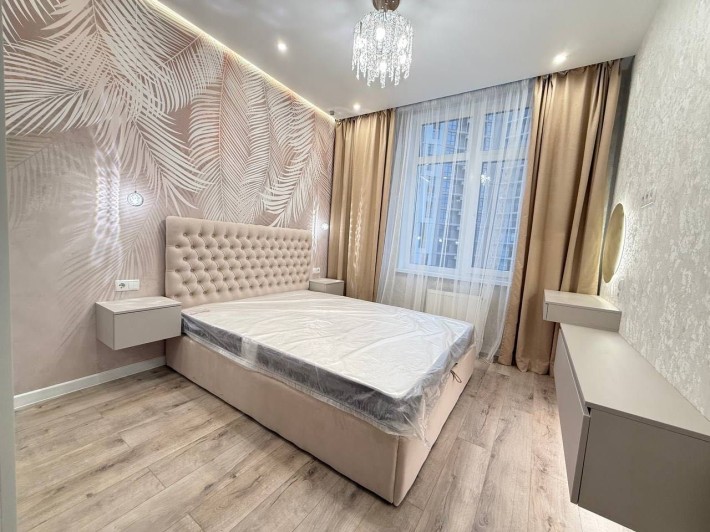 ПЕРВАЯ СДАЧА! Сдам стильную евродвушку на Краснова в 61 Жемчужине! - фото 1