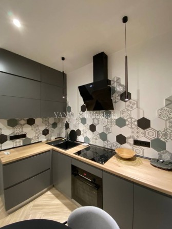 СРОЧНО‼️НА ГОД новая 1-к квартира 32 Жемчужина! КАМАНИНА, Аркадия! - фото 1