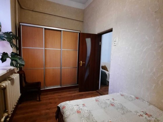 Сдам квартиру на земле. Гараж. Двор. Море. 10 ст. Б. Фонтана. Одеса