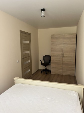 Двухкомнатная квартира метро 23 Августа - фото 1