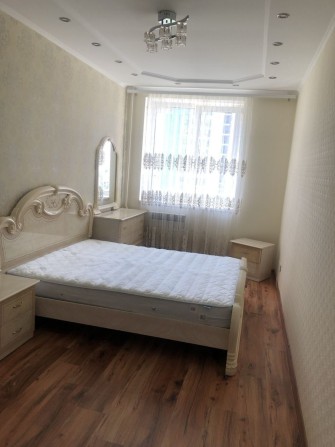 Сдам 2х ком квартиру с Ремонтом на Заболотного /Сахарова -газовый дом - фото 1