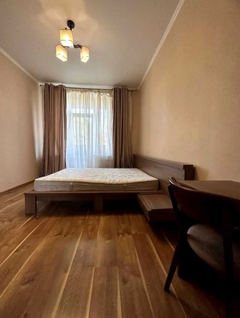 Сдам долгосрочно!2-ком квартира в центре!Есть тепло, горячая вода, газ - фото 1