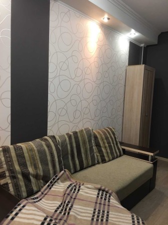 здам 1 к.студія, пров. Шевченківський 1 поверх 3000 - фото 1