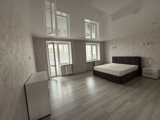 Оренда 3 кімнатної квартири ЛПЗ Рованцы