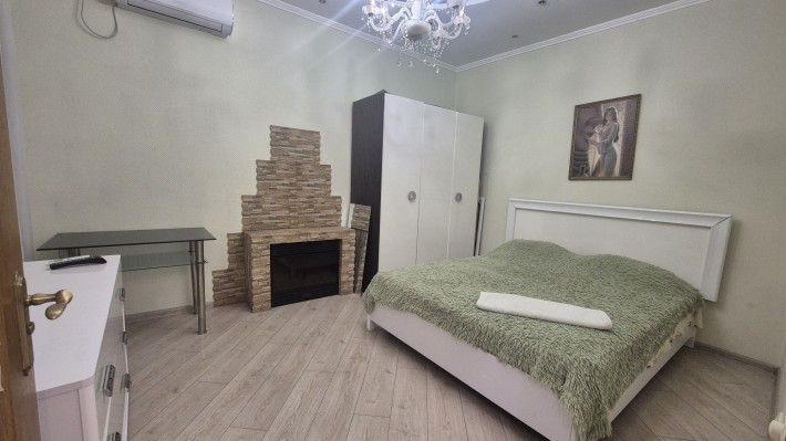 Сдам 2х Ком квартиру Центр  Ул Софиевская (Комнаты Раздельные ) - фото 1