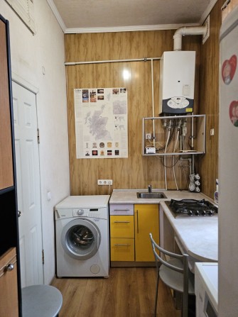 Сдаю 1-к.кв, метро Южный вокзал 1 минута - фото 1