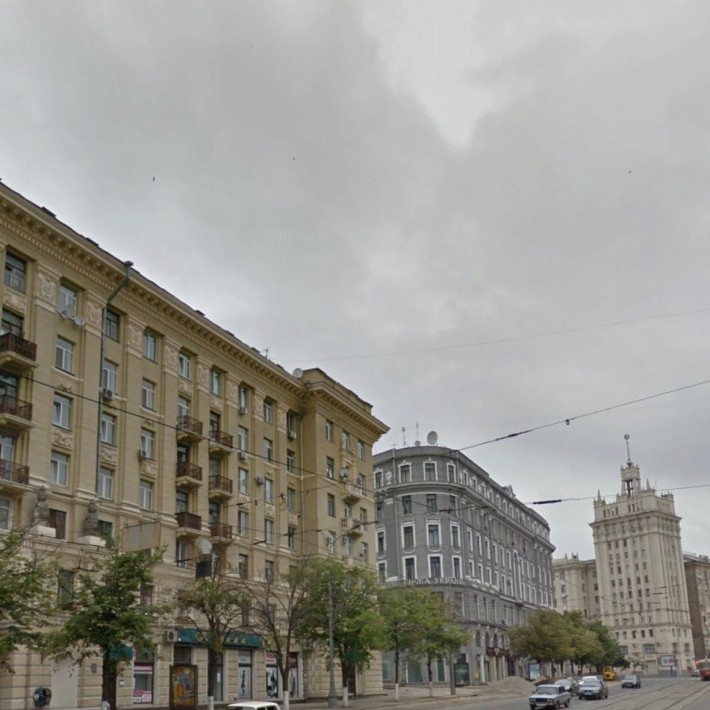 Сдам в аренду гостинку в Центре (свой санузел) Павловская площадь 5. - фото 1