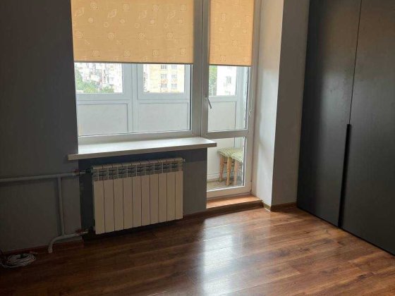 Здам квартиру однокімнатну (довгостроково). Власник Липини