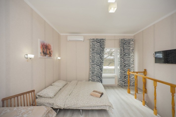 Центр, однокімнатна, роздільна, тривала аренда, 40 м.кв., будинок 2017 - фото 1