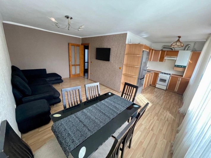 Оренда 3х кімнатної квартири в центрі м.Тячів - фото 1