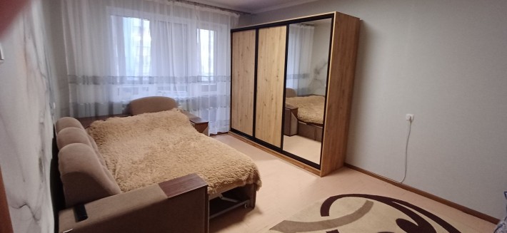 Здаю квартиру в оренду - фото 1