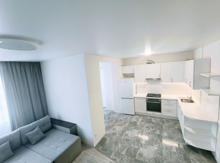 Простора 2 рівнева квартира 3 спальні в ЖК Софія, Молодіжна 7 - фото 1