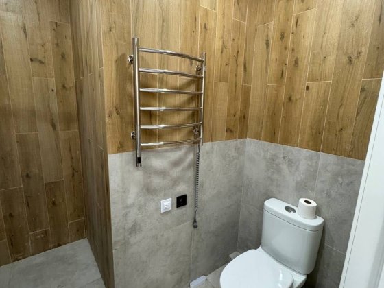 Оренда квартири 27 м² для проживання або роботи (без повної кухні) Гатне