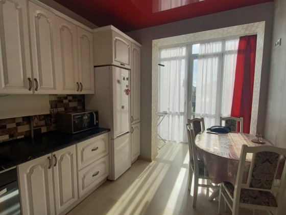 Знаємо 1 кімнатну квартиру вул. Хмельницкого  58 Святопетрівське