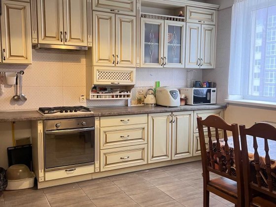 Оренда дворівневої 5к квартири с. Крюківщина Київська обл. Крюковщина