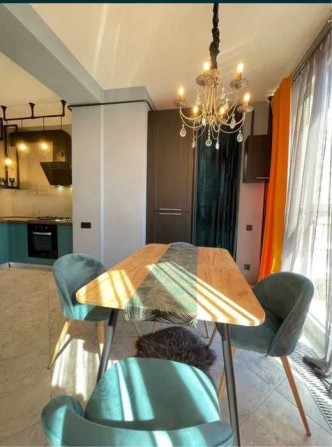 Квартира з цікавим дизайн-ремонтом ЖК "Софія Резиденс"  вид на озеро - фото 1