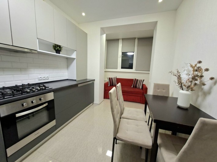 З гардеробною! Простора квартира ЖК Софіївська Слобідка ЖК Софія поруч - фото 1