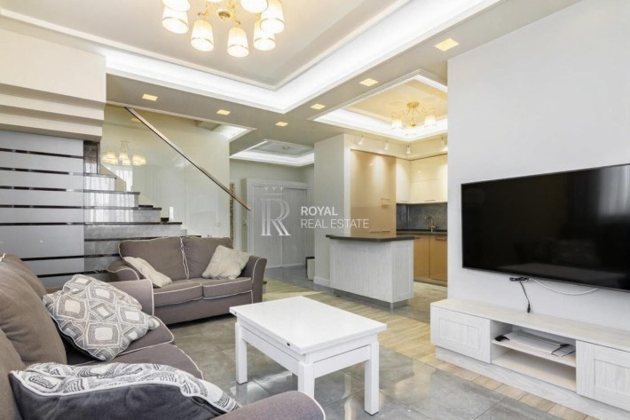 Оренда Квартири Софіївська Борщагівка 1к 110м2 ЖК Софія Сіті Гардероб - фото 1