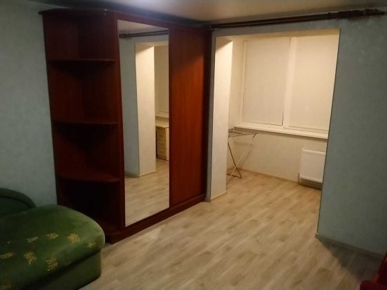 Двокімнатна в центрі з меблями, технікою і ремонтом. Глеваха