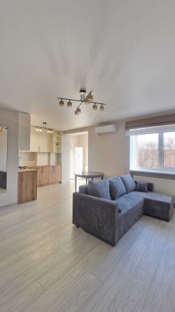 Нова, сучасна, тепла, простора, в ЖК Тріумф, пухнастики за погодженням - фото 1