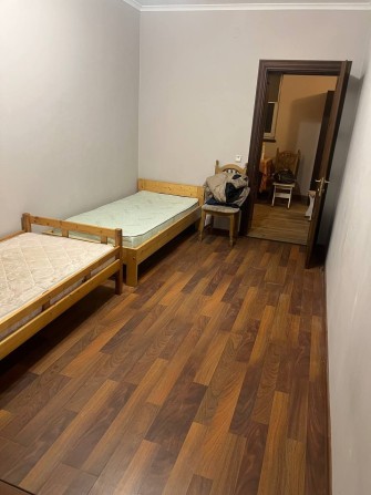 Оренда 2 кімн квартири с. Зубра - фото 1