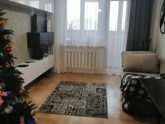 Здається 3 - кімнатна квартира Зубра