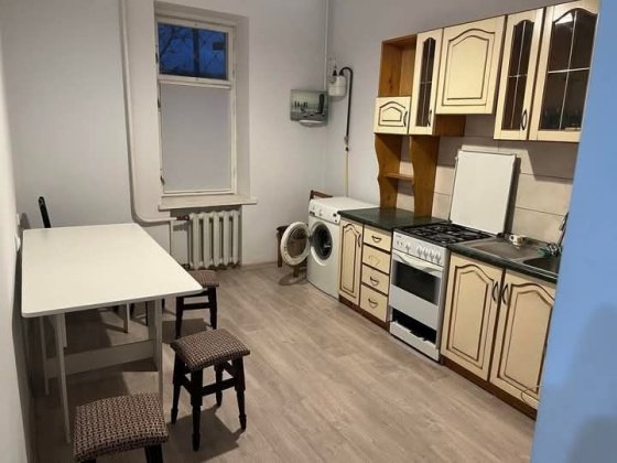 Здається 3-кімнатна  квартира в оренду в м.Новояворівськ. Новояворовск