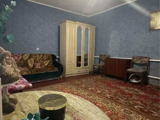 Сдам пол дома в центре Каменское
