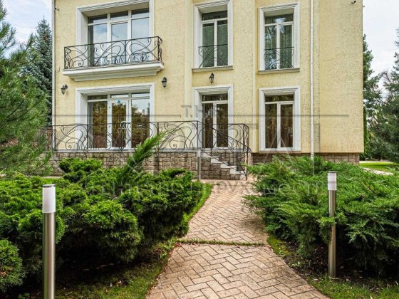 Оренда будинку 420м2/вихід на воду/сауна/басейн/газ/генератор/Українка Новая Украинка