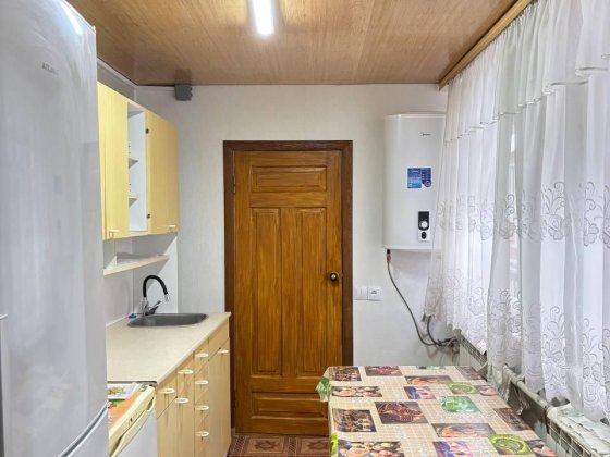 Довгострокова оренда будинку Лісок