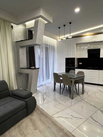 Довгострокова оренда 2-поверхового будинку - фото 1