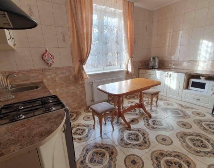 Полтава Автовокзал біля Метро магазину - фото 1