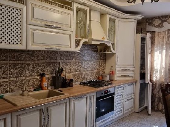 Сучасний будинок . Власний двір . Херсон