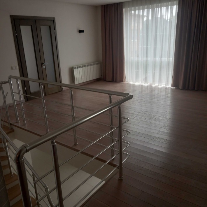 Оренда
Дуплекс 
Чернівці 
район в.Канівська - фото 1