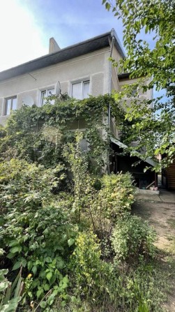 Оренда ПРОСТОРОЇ 3к ЧАСТИНИ БУДИНКУ, р-н КВАРЦУ, ДВІР з садом, гараж! - фото 1