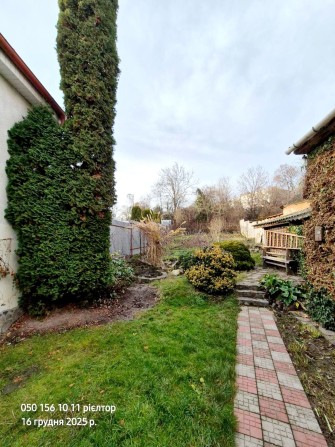 Оренда затишного будинку в центрі міста - фото 1