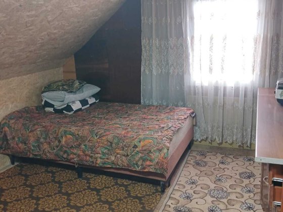 Здається другий поверх в приватному будинку в р-ні шкільної. Черкассы