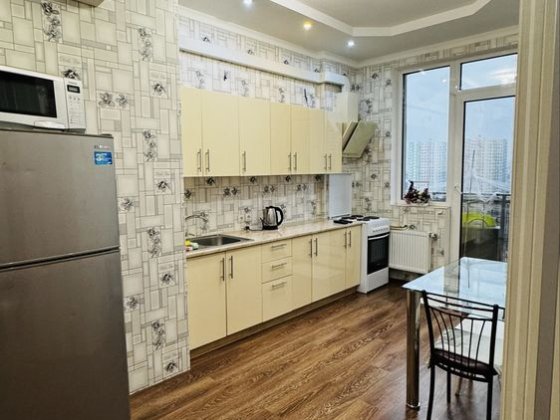 Сдам кухня-студия и спальна 5 Жемчужина Лиманка