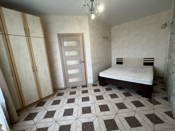 Сдам 1ую квартиру ЖК Радужный, ЖМ Радужный.Еврлдвушка Лиманка