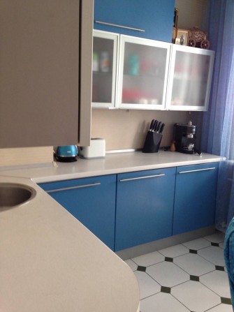 Здам 1 кім. квартиру на Добровольського(В. Великого)СВІТЛО НЕ ВИМИКАЮТ - фото 1