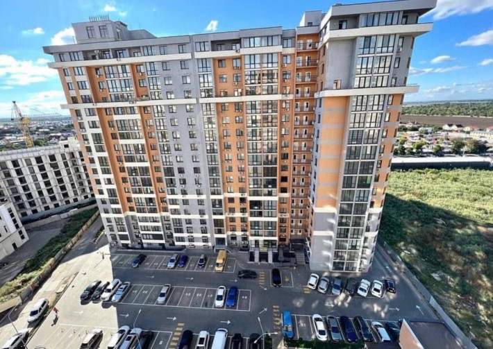 Сдаётся светлая квартира в ЖК Маршал сити - фото 1