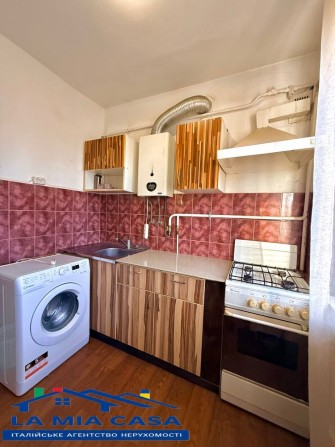 Оренда 2 кімнатноі квартири вул. Небесноі сотні 12 - фото 1