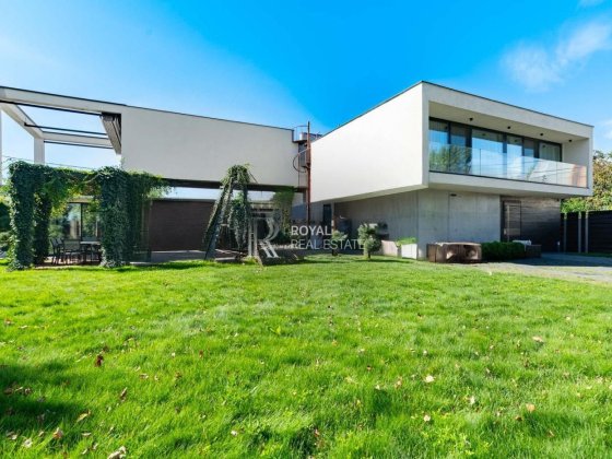 Аренда Дом Остров Водников 4комнаты 488кв Бассейн Генератор Гардероб Киев