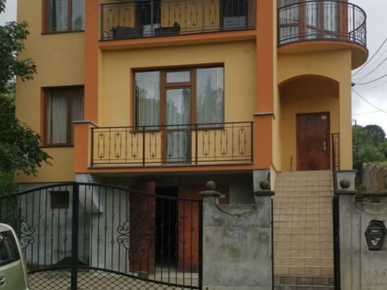 Здається в оренду будинок Ужгород