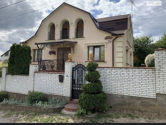 Здається чудовий 4 кімнатний Будинок на Старому Місті. Вінниця