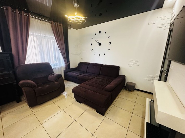 2 этажный дом  4-к  в районе улицы Луговской - фото 1