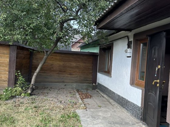 Здається частина будинку на Крошні( за переїздом) Житомир