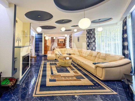 ТОП будинок на Дніпрі 250 м2 , 3 спальні Запорожье